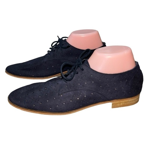 Zara Basic Women's Size 41 / US 10.5 Lace up Suede Loafers Lasercut Perforated - Picture 4 of 8